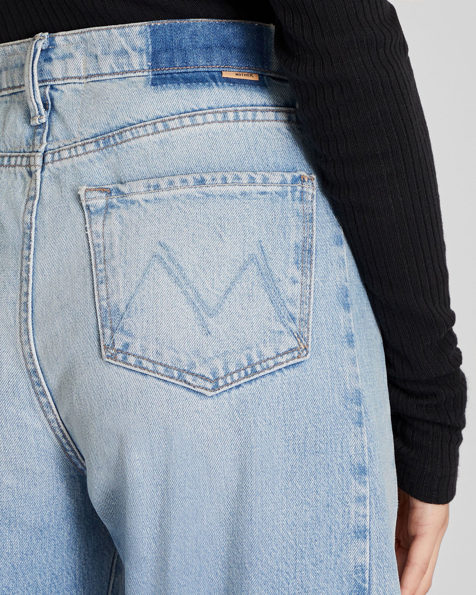 MOTHER The Half Pipe Ankle Jeans - Image 3