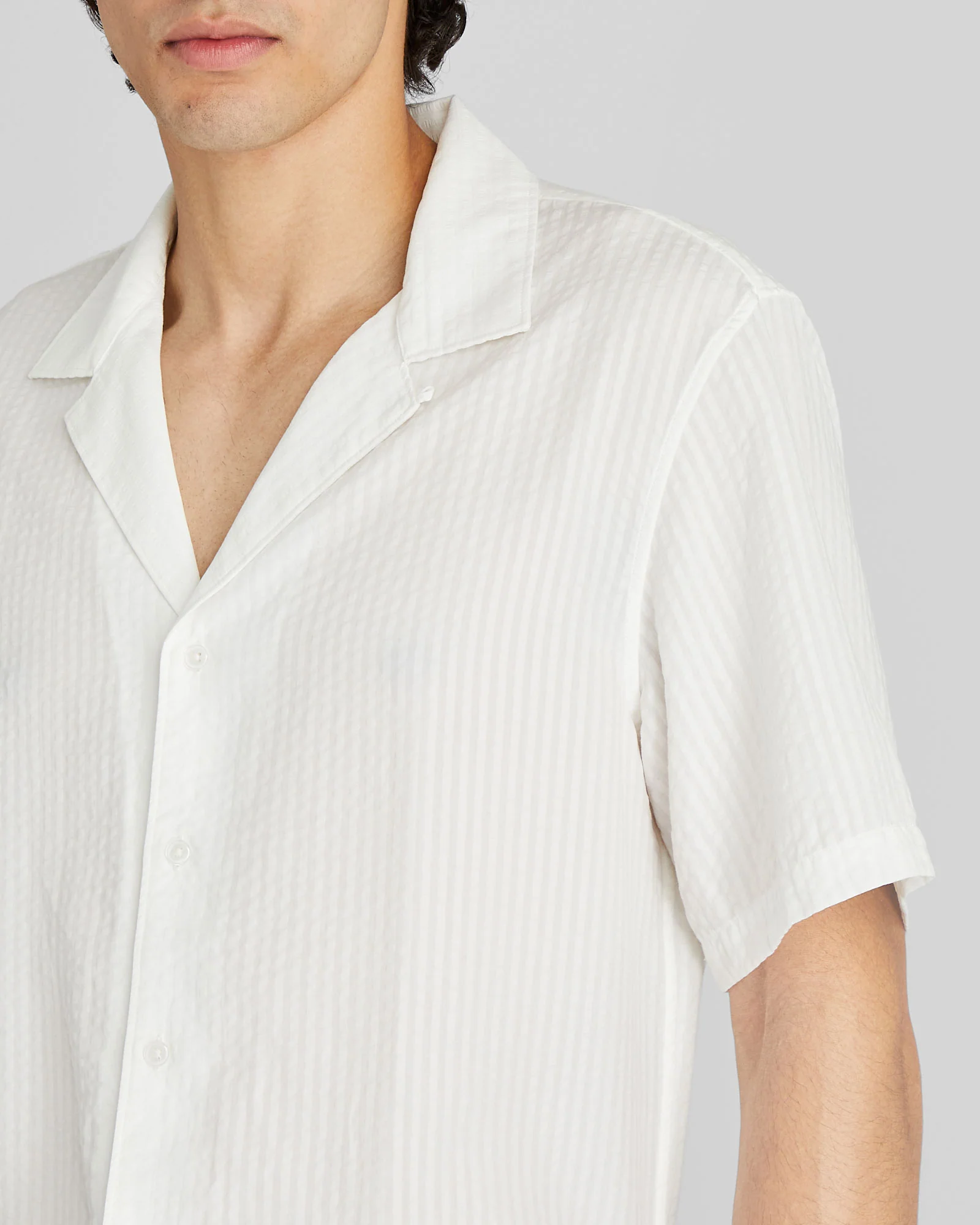 Short Sleeve Camp Collar Seersucker Shirt - Image 9