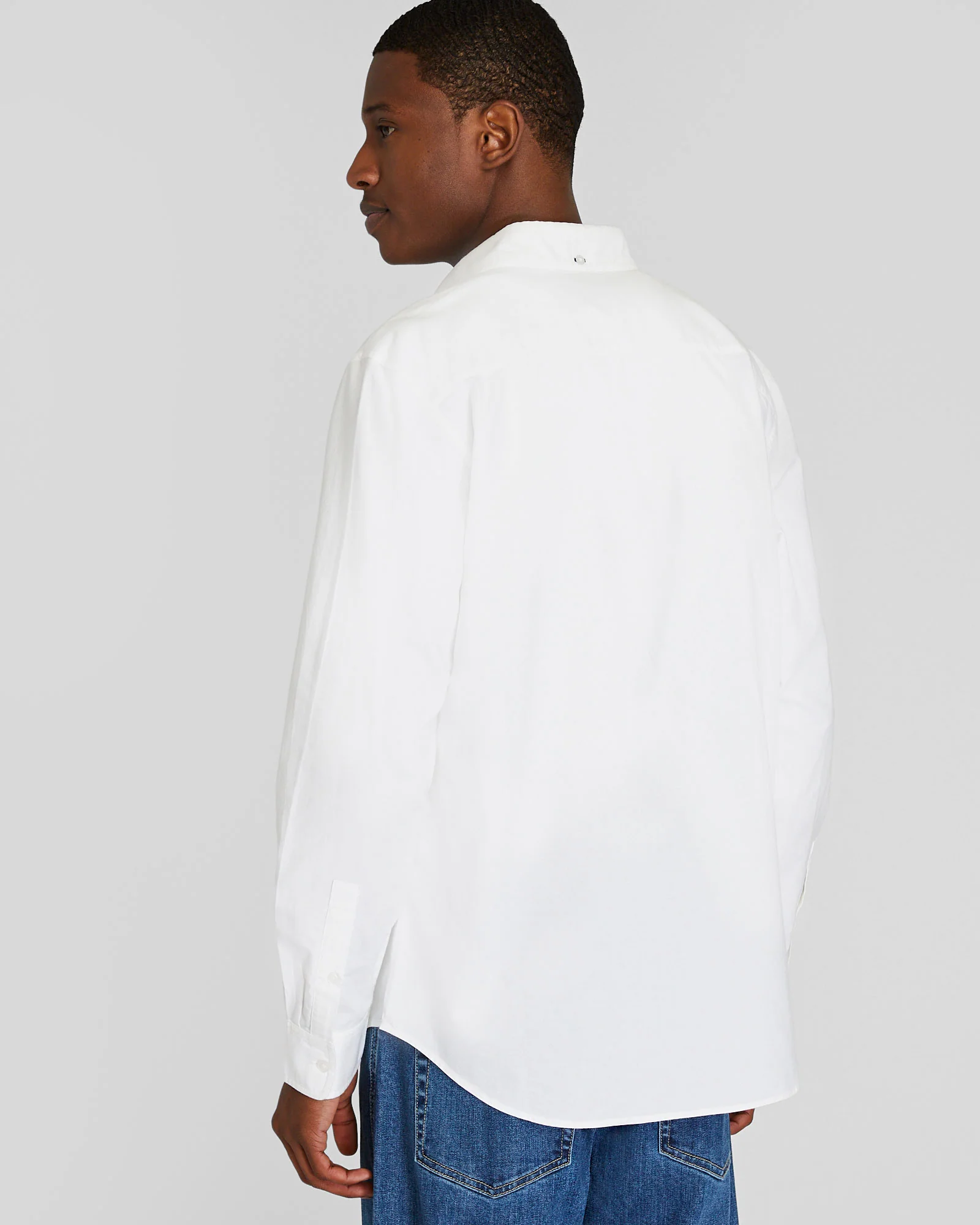 Slim Lightweight Oxford Shirt - Image 3